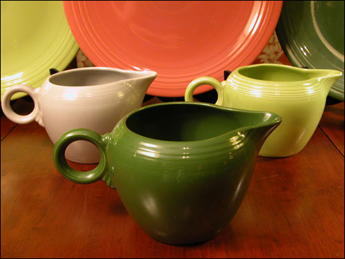 Vintage Fiesta 2 pint jug 1950s colors