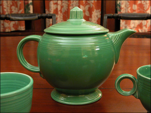 Vintage Fiestaware medium teapot